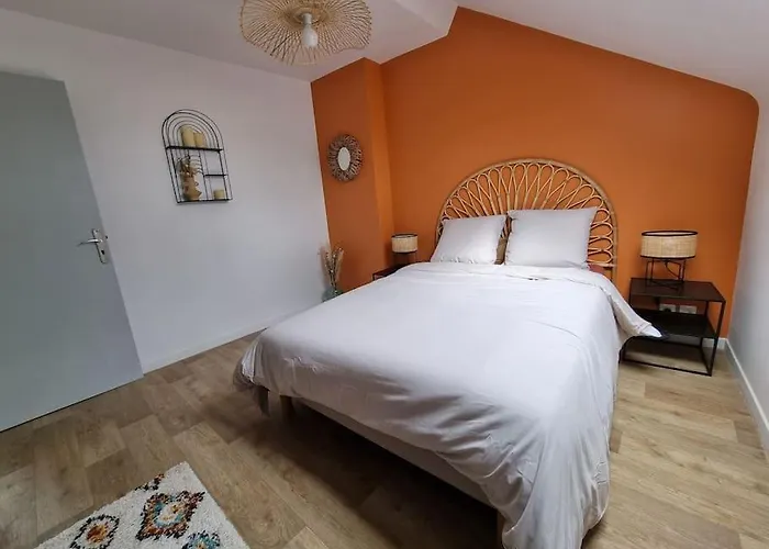 Superbe Duplex La Verriere Chic, Cosy Et Spacieux *