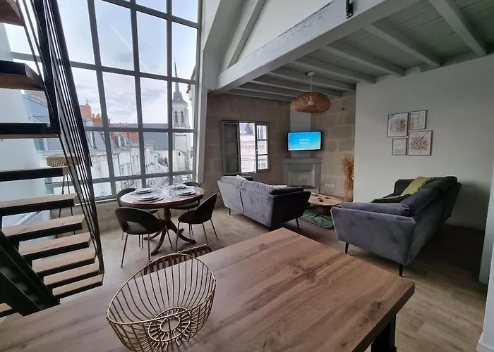 Апартаменты Superbe Duplex La Verriere Chic, Cosy Et Spacieux