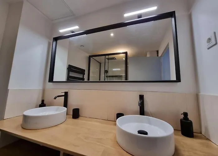 Superbe Duplex La Verriere Chic, Cosy Et Spacieux