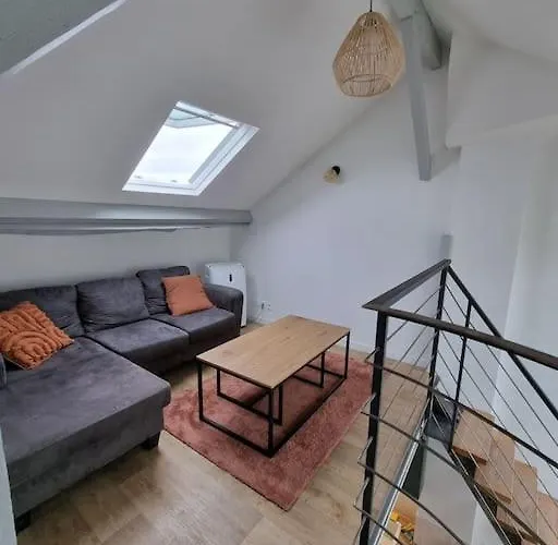 Superbe Duplex La Verriere Chic, Cosy Et Spacieux * Сомюр